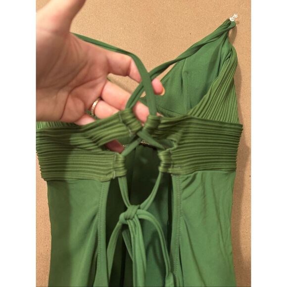 Robin Piccone One Piece - Picture 7 of 8